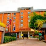 HOTEL GUAPARO SUITES